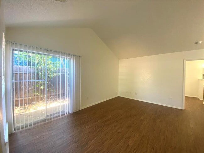 12309 Dellrey Dr in Austin, TX - Foto de edificio - Building Photo