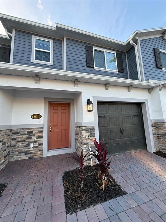 14910 Harvest St in Orlando, FL - Building Photo