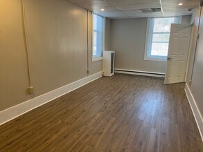 623 Main St, Unit #3 in Honesdale, PA - Building Photo - Building Photo