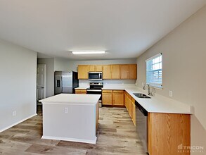 206 Cornell Dr in Forney, TX - Foto de edificio - Building Photo