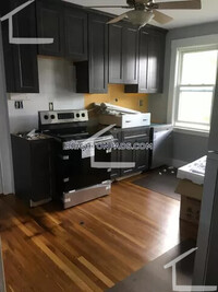 152 Lake St, Unit 1 in Boston, MA - Building Photo - Building Photo