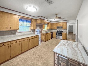 1080 Pine Cone Ln in Summit, MS - Building Photo - Building Photo