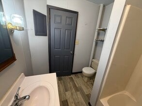 18 S Collett St in Danville, IL - Building Photo - Building Photo