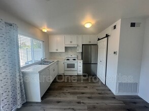 491 Serento Cir in Thousand Oaks, CA - Building Photo - Building Photo