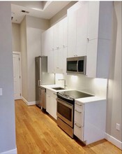 1211 G St SE, Unit 6 in Washington, DC - Building Photo - Building Photo