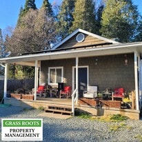 152 W Empire St in Grass Valley, CA - Building Photo