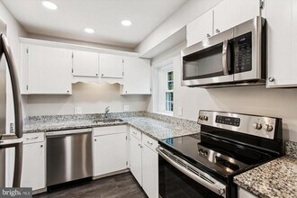 4726 29th St S in Arlington, VA - Building Photo - Building Photo