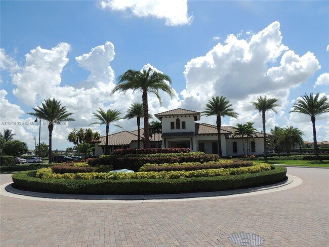 9336 W 34th Ct in Hialeah, FL - Building Photo - Building Photo