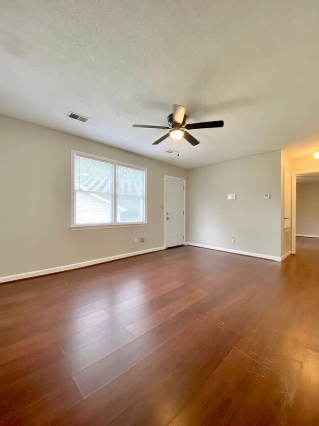 201 Wynn Way in Columbia, SC - Building Photo - Building Photo