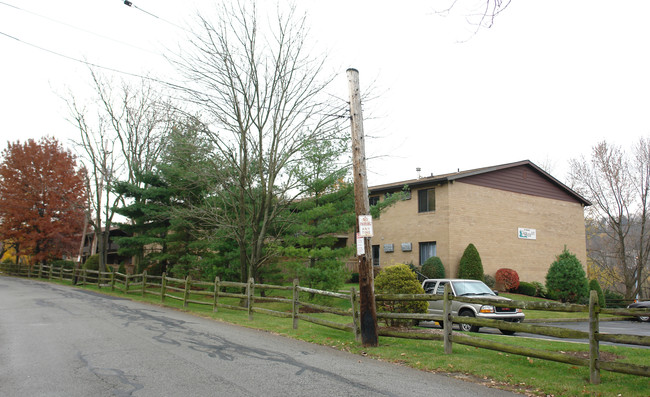 Parkview East in Pittsburgh, PA - Foto de edificio - Building Photo