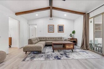 1656 Russell Glen Ln in Dallas, TX - Building Photo - Building Photo