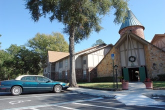 Windsor Tower Apartments in Ocala, FL - Foto de edificio - Building Photo