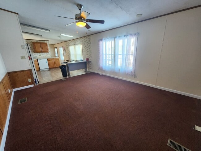 615 Twin Bridge Rd in Chambersburg, PA - Building Photo - Building Photo