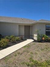 2122 NE 13th Pl in Cape Coral, FL - Building Photo - Building Photo