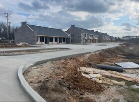 Somerset Parc in Saltillo, MS - Building Photo