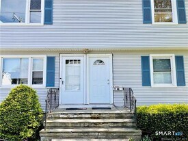 11 Phillips St in Norwalk, CT - Building Photo