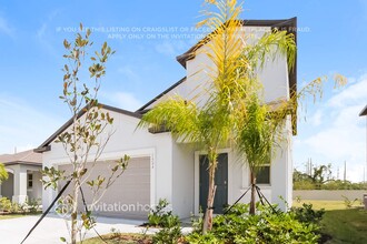 11294 Riley Pines Cir in Gibsonton, FL - Building Photo - Building Photo
