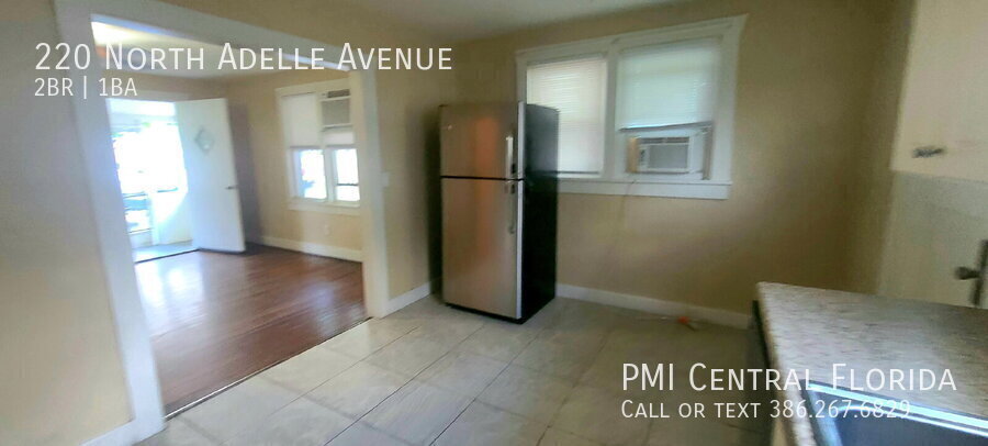 220 N Adelle Ave in DeLand, FL - Building Photo