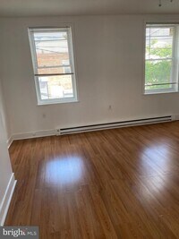 918 S 12th St photo'