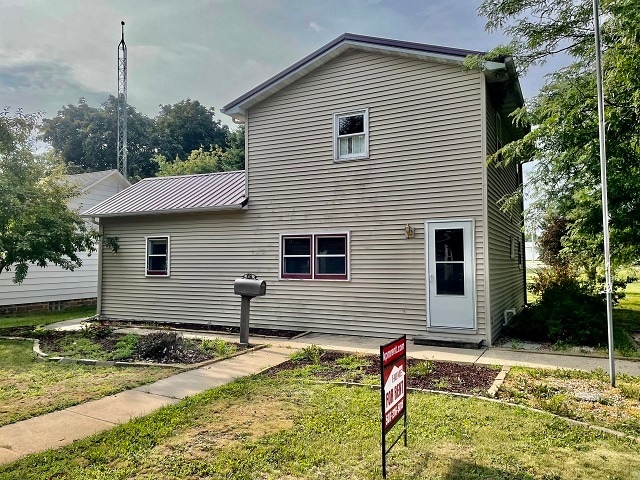 property at 502 Chestnut St