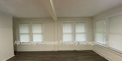 1710 40th St S in St. Petersburg, FL - Building Photo - Building Photo