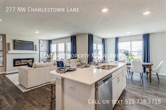 277 NW Charlestown Ln in Waukee, IA - Building Photo - Building Photo