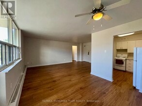 156 Fitch St in Welland, ON - Building Photo - Building Photo