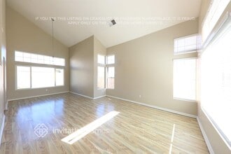 2386 W Calle Celeste Dr in Rialto, CA - Building Photo - Building Photo