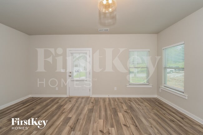 1620 Brookhaven Dr in Odenville, AL - Foto de edificio - Building Photo