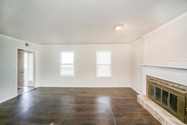6145 Shadowfall Cove in Memphis, TN - Building Photo - Building Photo