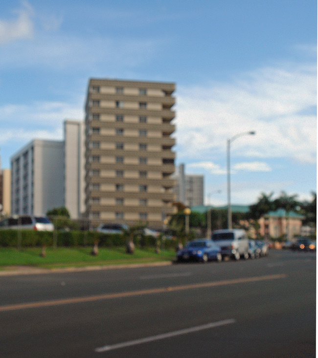 Lakeview Sands in Honolulu, HI - Building Photo - Building Photo