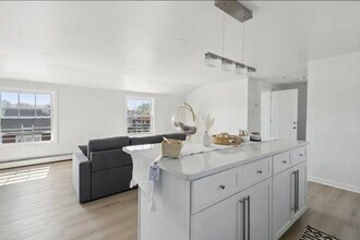 1001 80th St in North Bergen, NJ - Building Photo - Building Photo