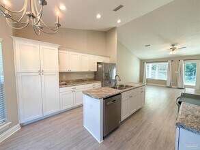 6949 Trail Ride S in Milton, FL - Building Photo - Building Photo