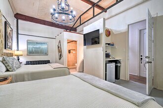 3704 San Bernardo Ave in Laredo, TX - Building Photo - Building Photo