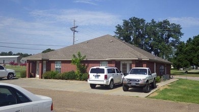 North Edwards Heights Apartments in Mount Pleasant, TX - Foto de edificio - Building Photo