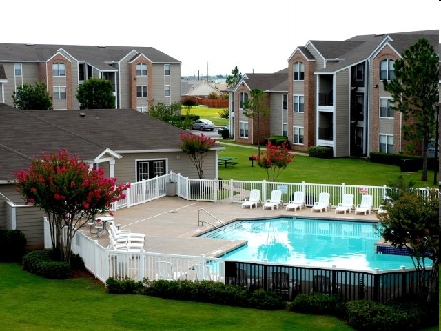 Tealwood Place in Wichita Falls, TX - Foto de edificio - Building Photo