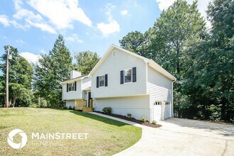 2212 Cedar Creek Ln in Lithia Springs, GA - Building Photo - Building Photo