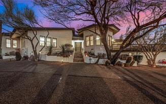 6831 E Stagecoach Pass in Carefree, AZ - Building Photo