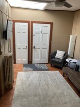 118 Pine St, Unit #2 FURNISHED in Sheboygan Falls, WI - Foto de edificio - Building Photo