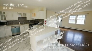 206 Julius St in Woodbridge Township, NJ - Building Photo - Building Photo