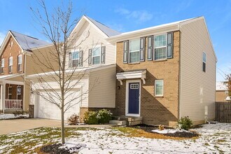 678 Reunion Ln in Greenwood, IN - Building Photo - Building Photo