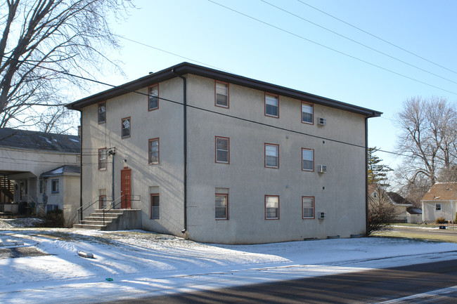 3855 Jackson St NE in Columbia Heights, MN - Building Photo - Building Photo