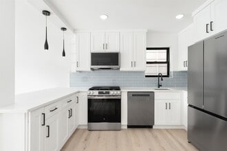 503 Palisade Ave in Union City, NJ - Building Photo - Building Photo