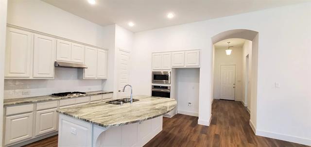 property at 2011 Terry Ct
