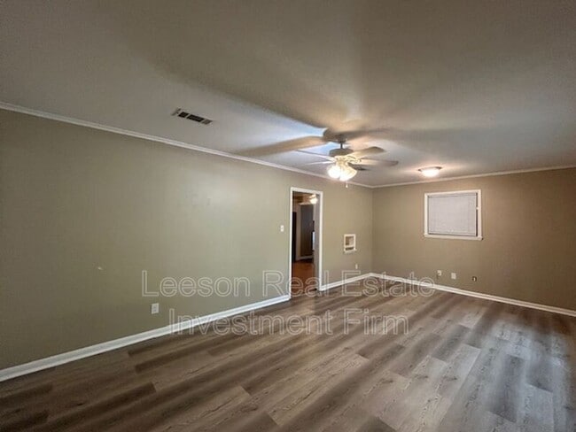 2038 Lovers Ln in Shreveport, LA - Building Photo - Building Photo