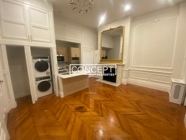 property at 2 Joy St