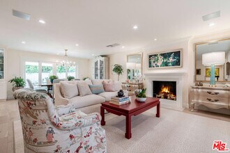 10821 Savona Rd in Los Angeles, CA - Building Photo - Building Photo
