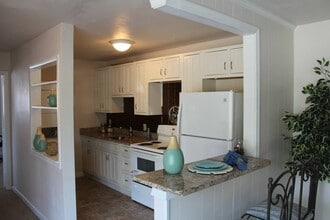 The Greenbrier Apartments in Lynchburg, VA - Foto de edificio - Building Photo