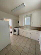 2016 57th St in Galveston, TX - Foto de edificio - Building Photo