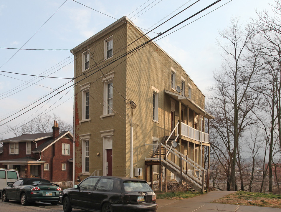 2342 Wilder Ave in Cincinnati, OH - Building Photo